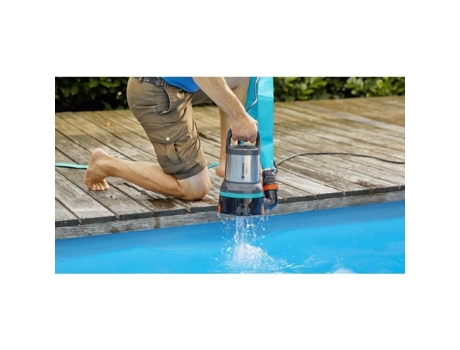 Bomba de água transparente GARDENA 17000 Aquasensor