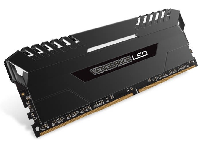 Memoria RAM DDR4 CORSAIR CMU64GX4M4C3000C15 (4 x 16 GB - 3000 MHz - CL 15 - Negro)