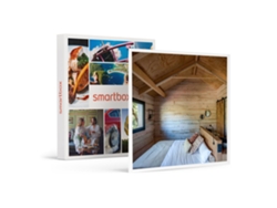 Caja Regalo SMARTBOX Cabanyes Entre Valls: 1 Noche En Una Casa En Árbol Con Botella de Vino Y Bombones
