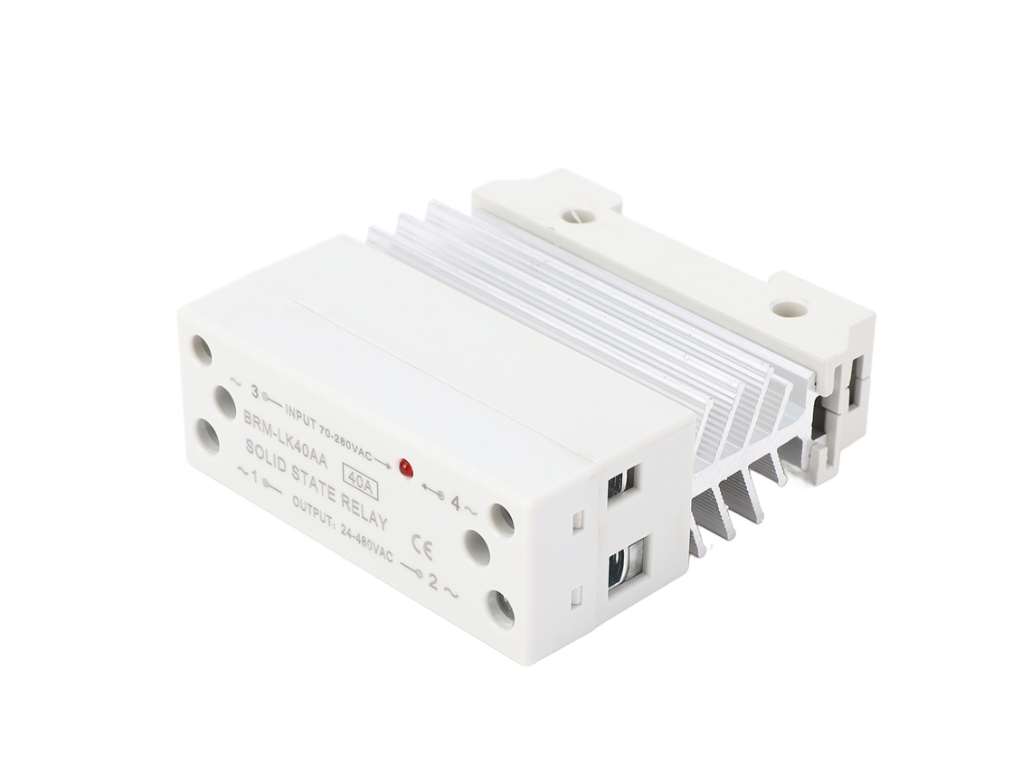 Relé Estático Monofásico Con Disipador De Calor Para Riel Din, Entrada De 70-280 Vca, Salida De 24-480 Vca.