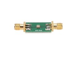 Filtro de paso de banda de RF (pérdida de inserción 1,7 dB, supresión 40 dB)