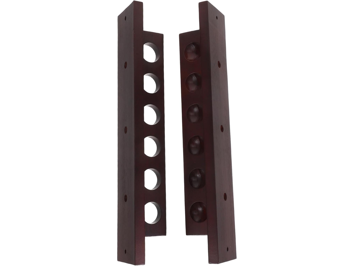 Soporte de pared para tacos de billar, de madera.