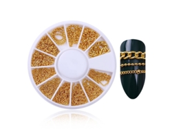 Accesorios para uñas decoradas con pedrería, cristales y apliques de pedrería.