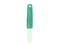 Cuchara transparente verde antideslizante para rellenar raviolis, ideal para la cocina.