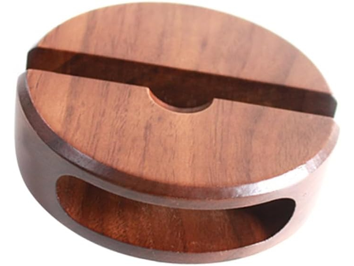 Soporte De Madera Para Teléfono Con Detalles Metálicos Para Smartphones De Escritorio: Diseño Sencillo Y Creativo.