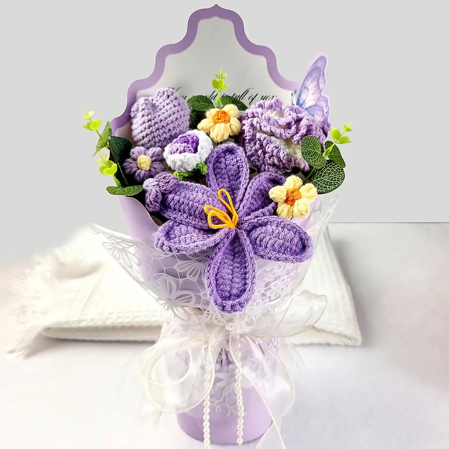 (morado) Ramo de tulipanes de ganchillo hecho a mano, tulipanes y claveles tejidos.