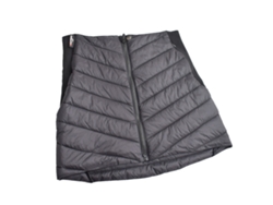 Falda De Invierno Para Mujer, Impermeable Y Cortavientos, Cálida, Estilo Acolchado, Mini, Negra Con Ajuste Elástico En La Parte Trasera.