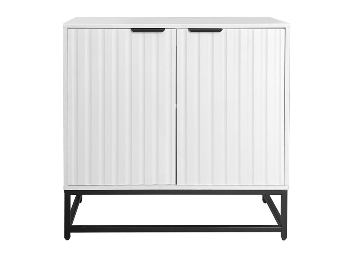 Aparador bajo de estilo escandinavo con 2 puertas decorativas y rayas verticales, blanco Mobrio