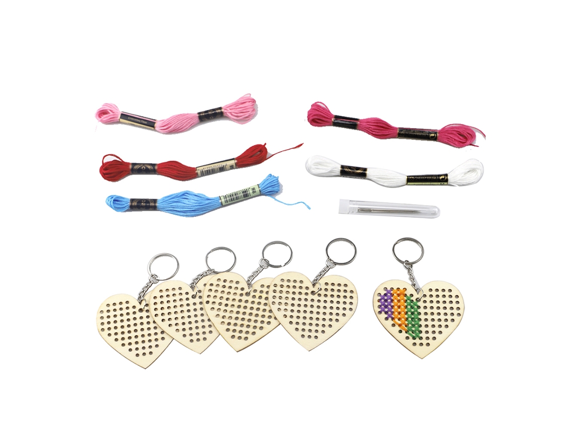 Kit de manualidades Baok DIY - 5 piezas: corazón de madera con hilo de bordar para decoración del hogar, llavero y proyecto de punto de cruz.
