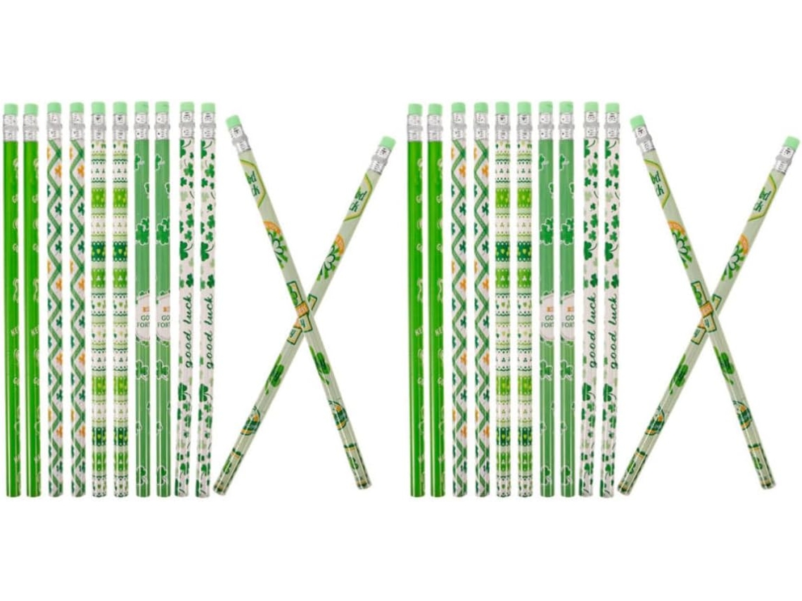 24 Lápices De Madera Verde Con Diseño Trébol