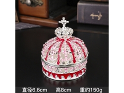 Caja De Joyería Con Forma De Corona Esmaltada En Rojo E Incrustaciones De Diamantes, Ideal Para Guardar Anillos Y Pendientes.