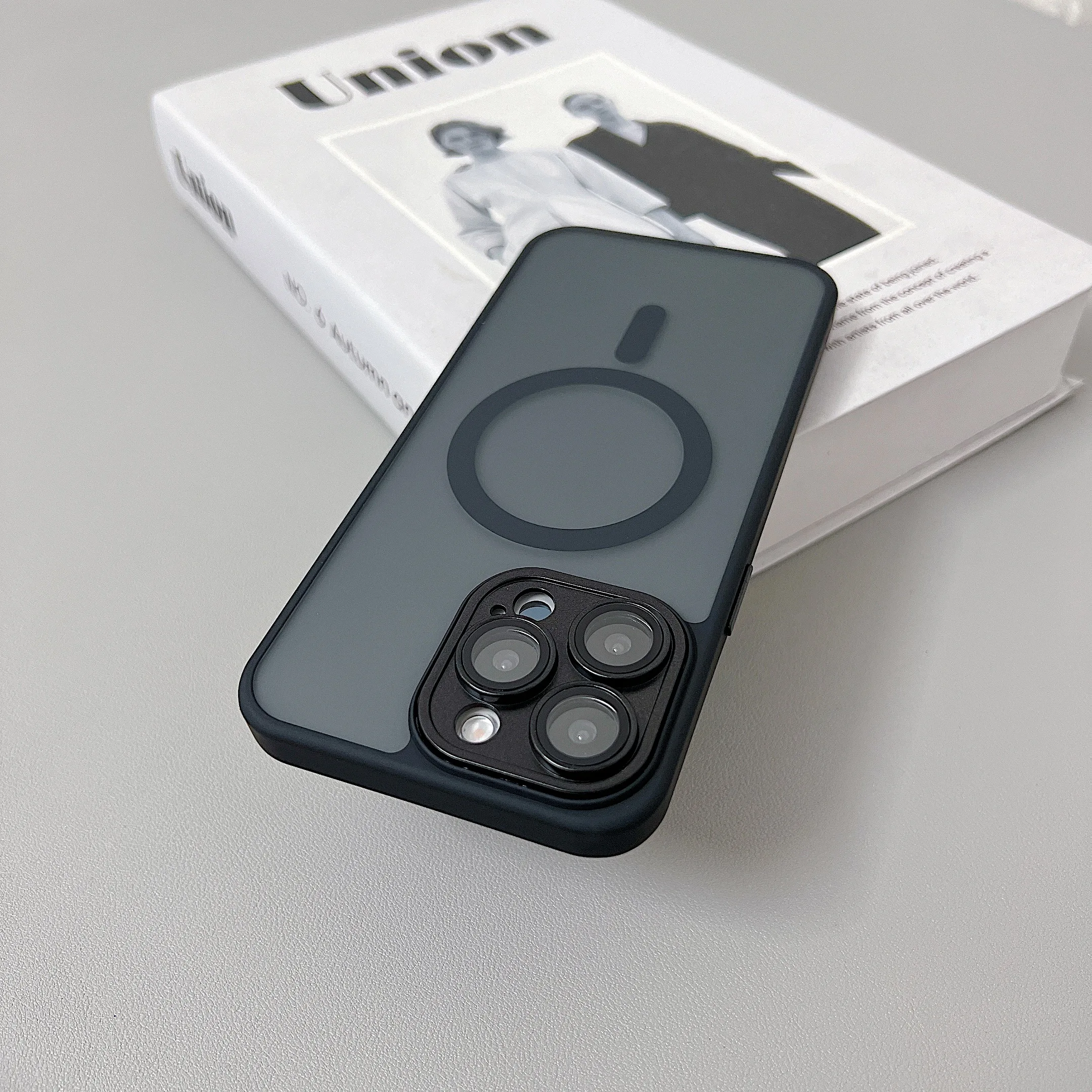 (iphone 14 Plus, Negro) Funda Transparente A Prueba De Golpes Para Iphone, Compatible Con Carga Inalámbrica Magsafe.