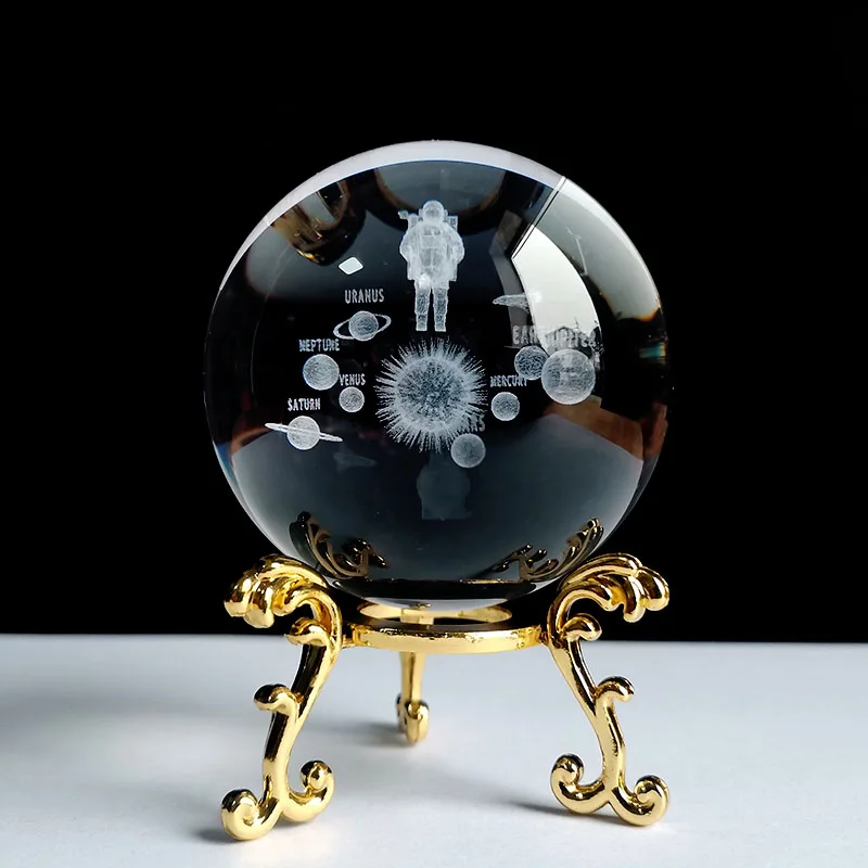 (estilo 7 60mm) Bola De Cristal 60mm Esfera De Vidro Esculpida Em 3d Peso De Papel Com Base