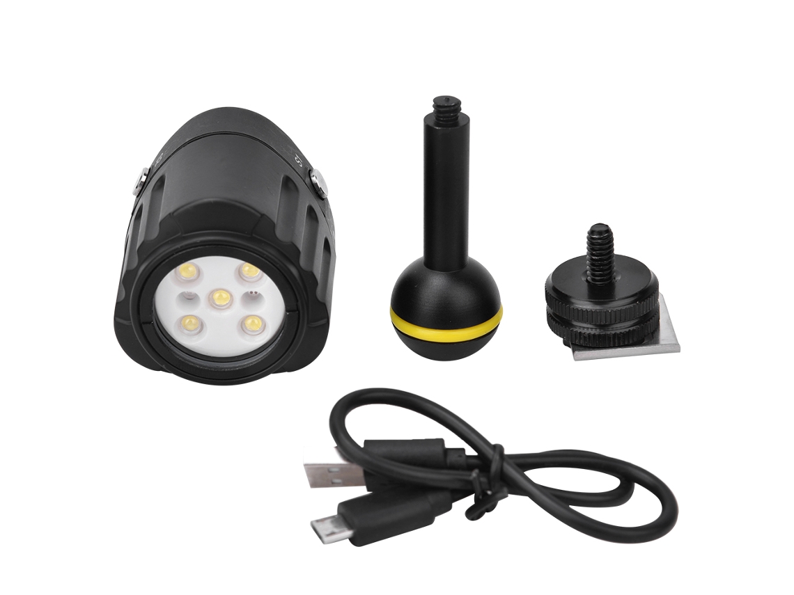 Linterna Led De Buceo Sl-18 40m/130ft 7500k 1000lm Impermeable Ipx8 Con Batería