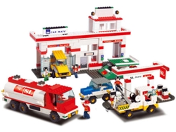 Blocs de Construcción SLUBAN Town Estación Completa (Edad Mínima: 6 Años - 0 Piezas)