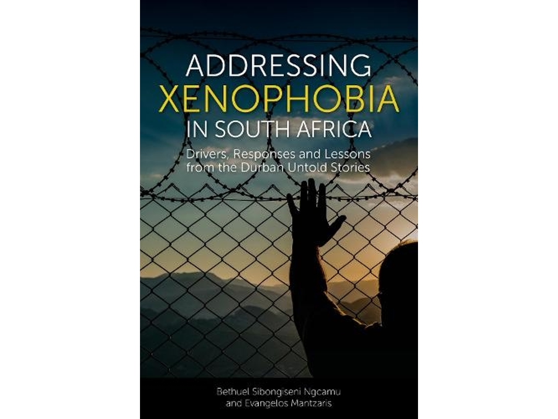 Libro Addressing Xenophobia in South Africa (Inglés)