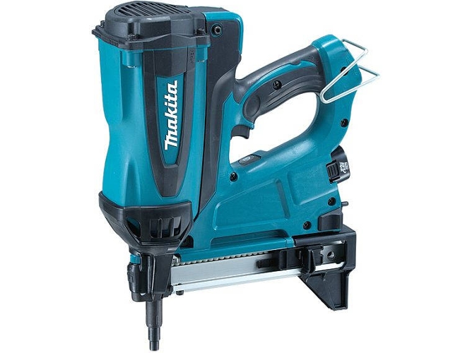 Clavadora Neumática MAKITA GN420CSE