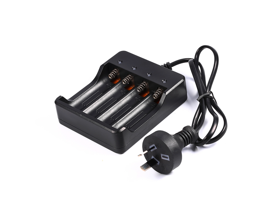 Cargador de batería de litio recargable 18650 con 4 ranuras