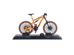 Bicicleta De Montaña Infantil De Aleación Naranja Con Casco Y Caballete.