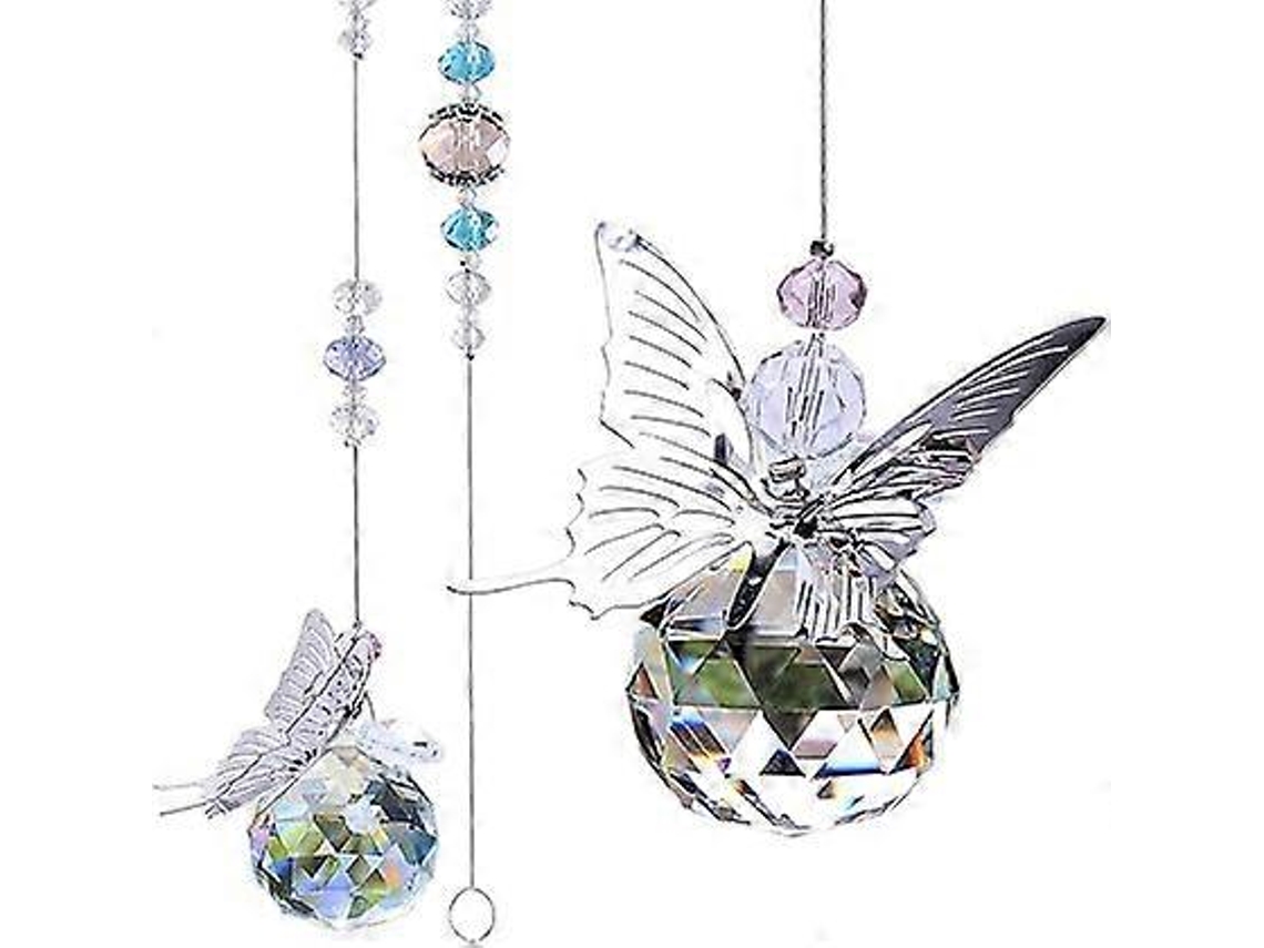 pieza de prisma de cristal con forma de mariposa que crea un arcoíris al colgarla, realzando el efecto de la decoración del hogar.