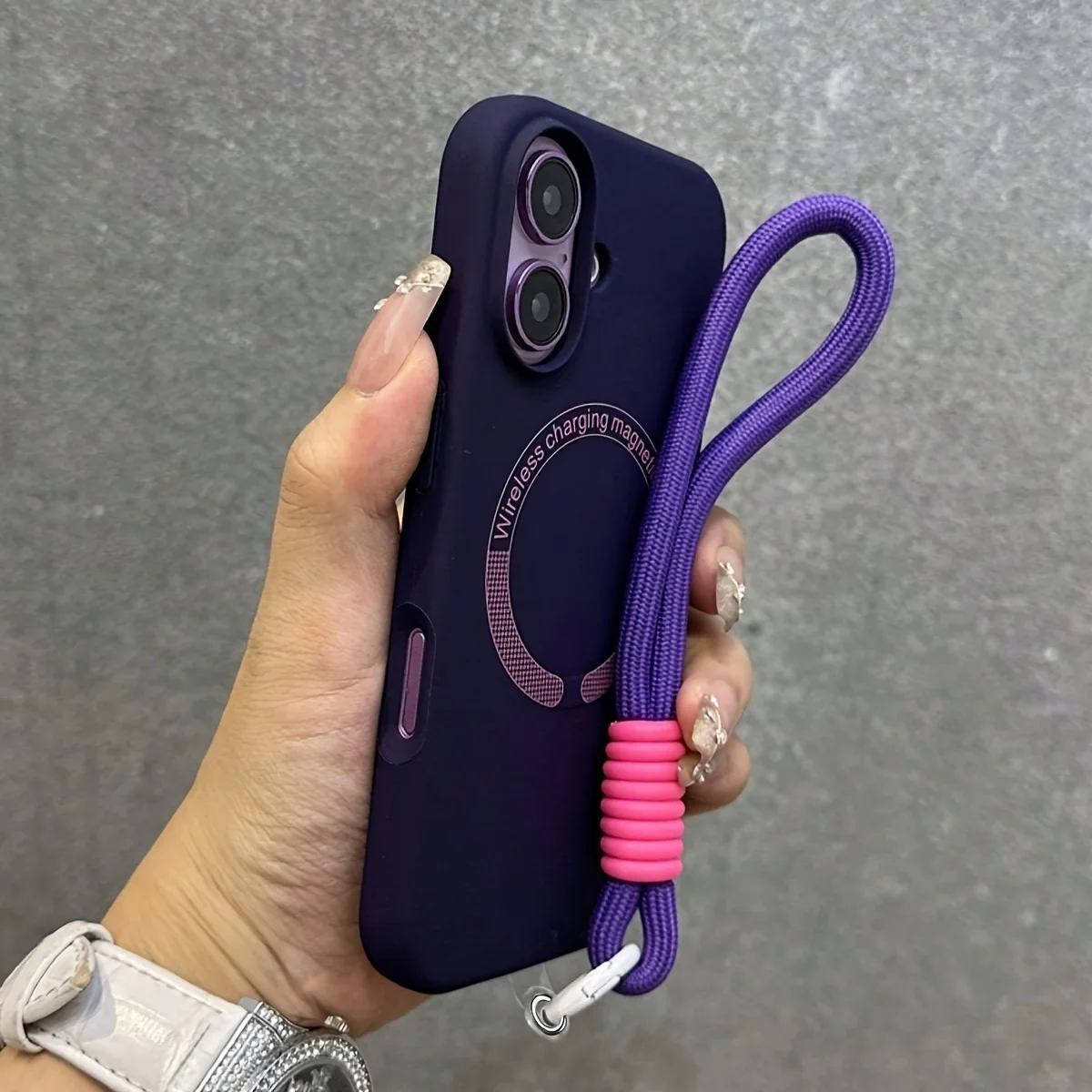 (iphone 17 Morado) Funda Protectora De Silicona Líquida Con Cordón Magsafe Y Forro De Microfibra