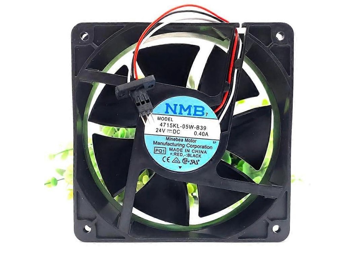 Ventilador de refrigeración NMB CHARM de 12 cm