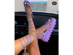 Sandalias Gladiadoras Para Mujer En Piel De Calidad Con Suela De Goma Ligera Y Cómoda Para El Verano.