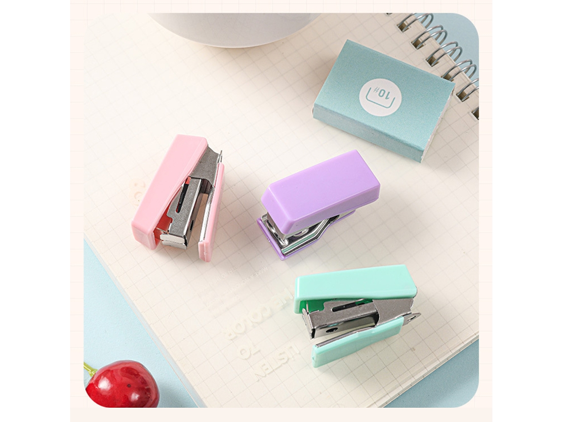 Kit De Escritório Com Bloco De Notas, Grampo, Canetas, Grampeador 400 Grampos E Clipes Ideal Presente Para Mulheres Estudantes Colegas