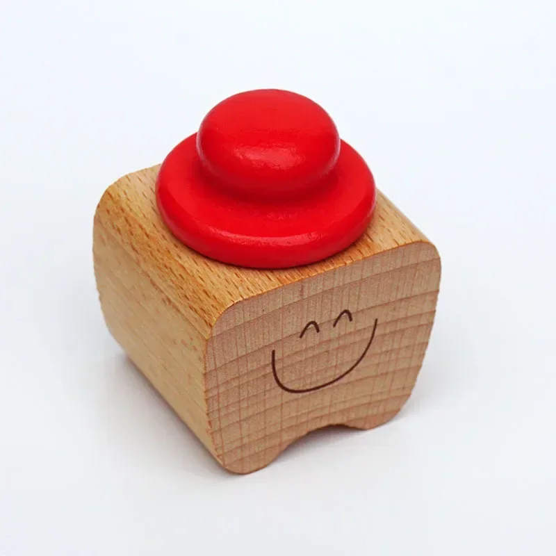 Caja De Madera Para Guardar Los Dientes De Leche, Utilizada Para Conservarlos Como Recuerdo.