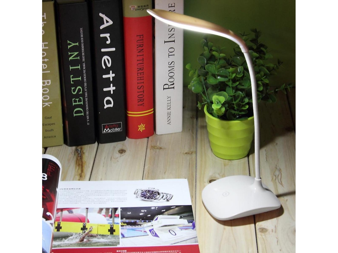 Lámpara de escritorio de cama LED con sensor táctil recargable USB ajustable