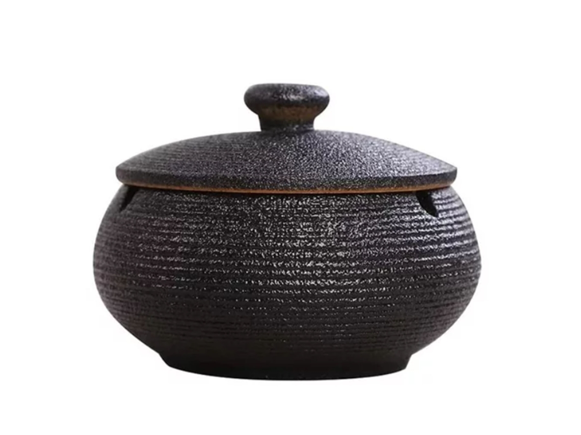 Cenicero Decorativo De Cerámica Con Tapa Protectora Contra El Viento Para El Hogar, La Oficina Y Uso Exterior - Negro
