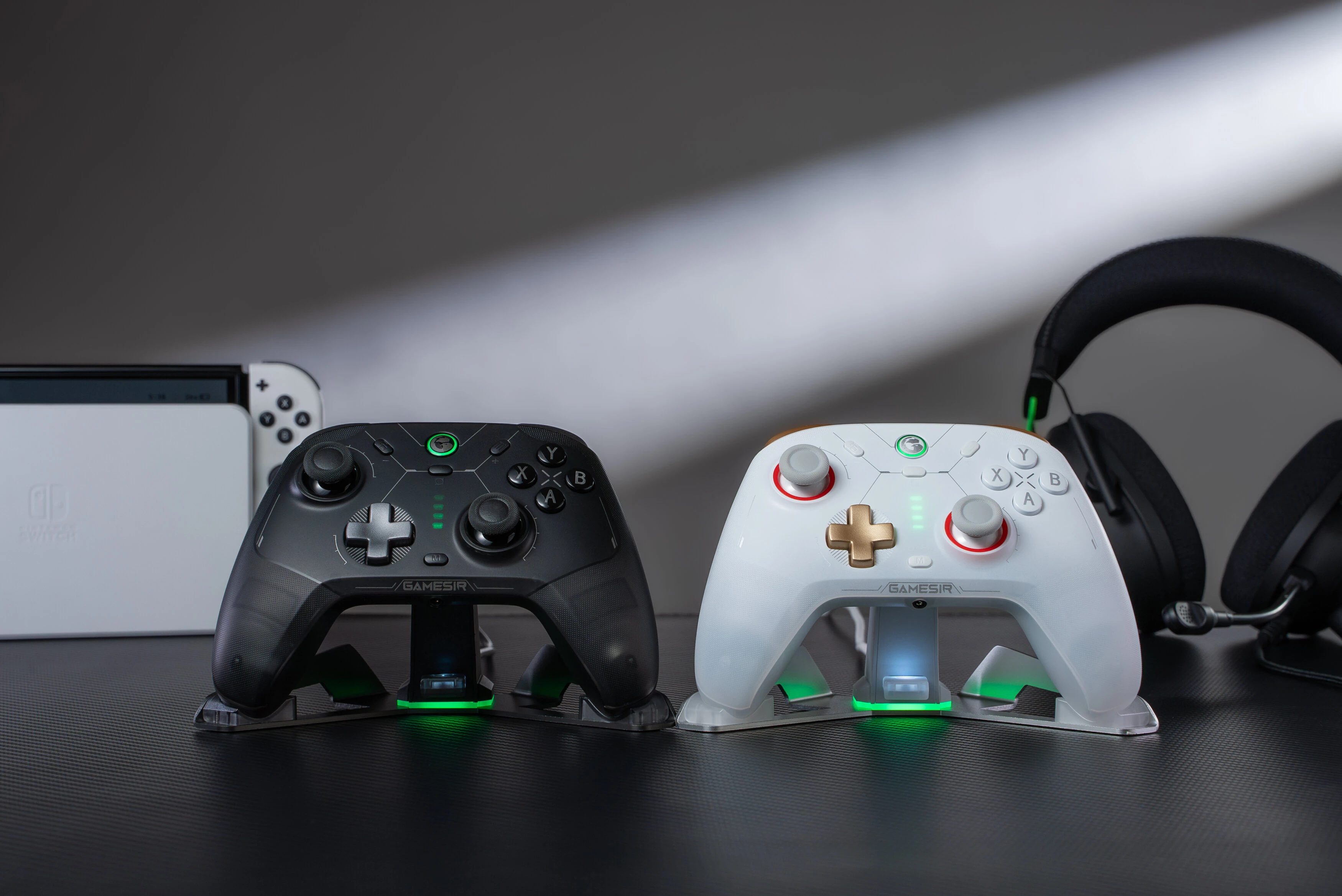 Mando De Juego Gamesir Cyclone 2 Rgb De Tres Modos