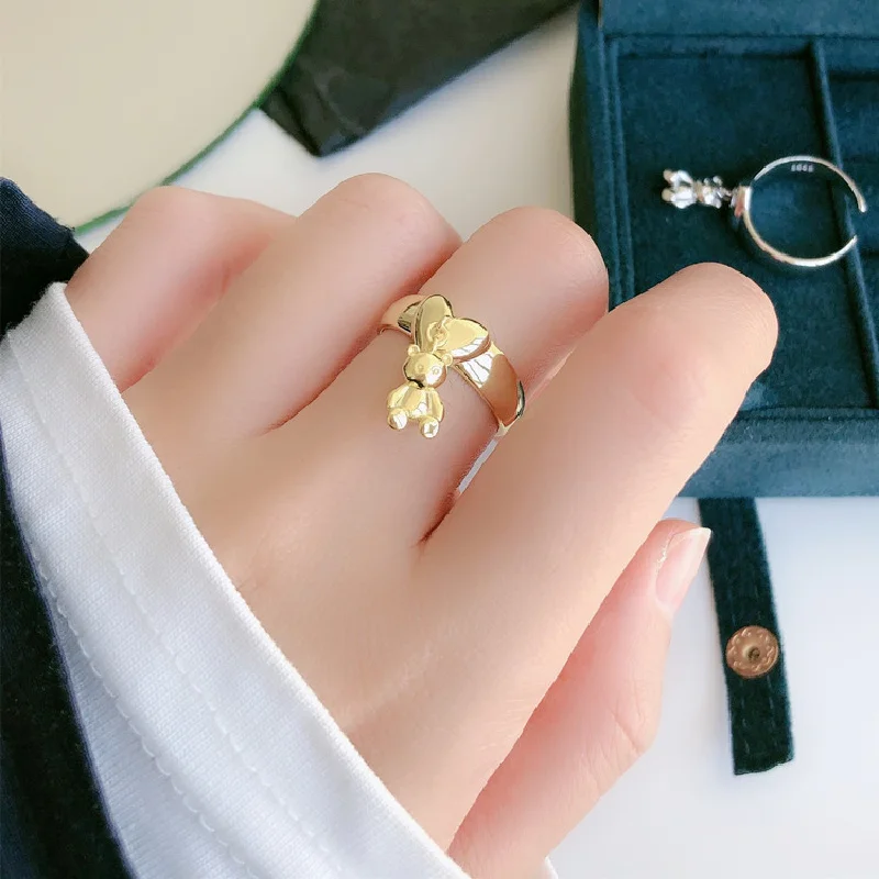 Anillo de mujer de estilo coreano con un adorable osito de dibujos animados, en dos tonos de oro y plata. MDUG