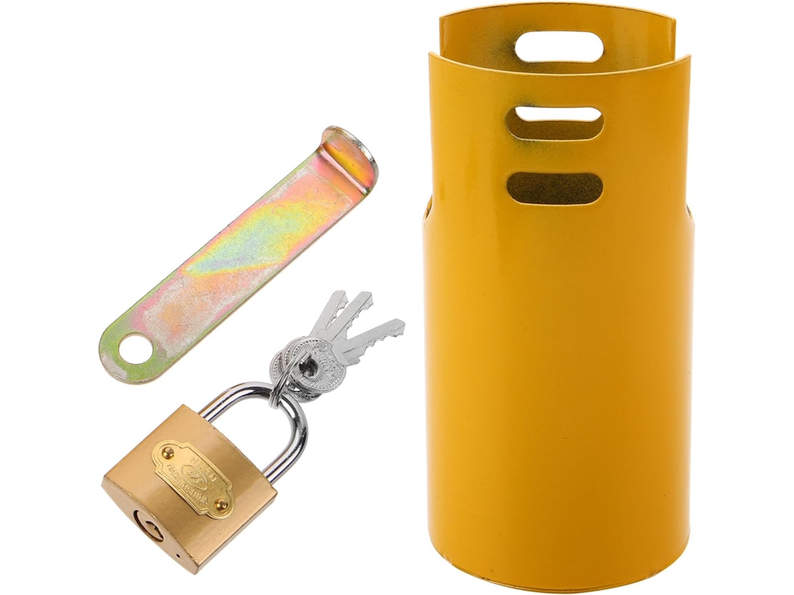 Tapa Protectora De Metal Amarillo Para Grifo Exterior Con Cierre.