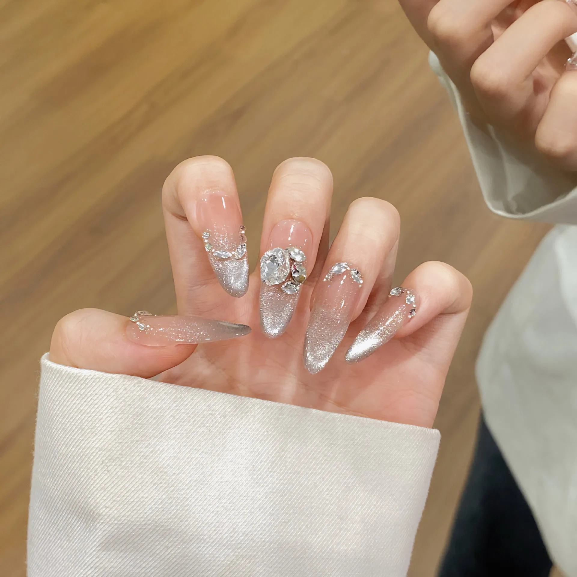 (1431-l) Paquete De 10 Puntas De Uñas Artificiales De Ajuste A Presión