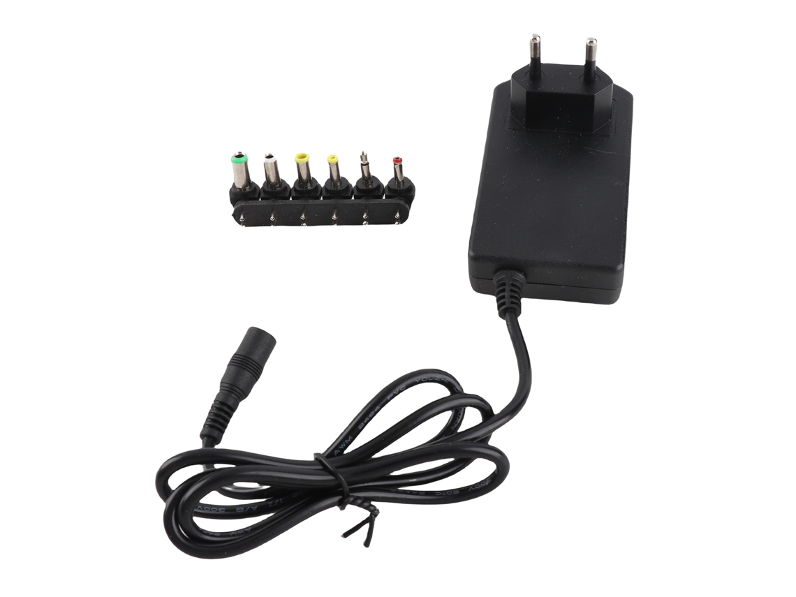 Adaptador De Corriente Universal De 30 W (3 V-12 V) Con 6 Conectores Para Portátiles Y Equipos Electrónicos.