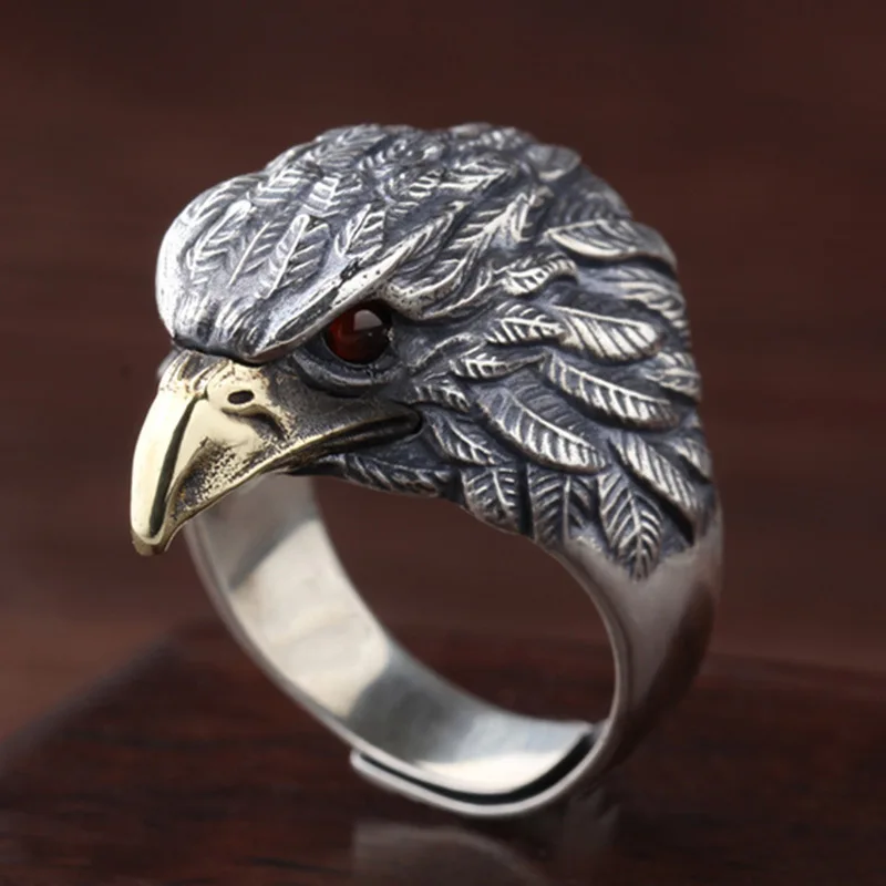 Anillo retro punk para hombre con águila imponente, chapado en plata de alta calidad, personalizado con diseño animal. MDUG