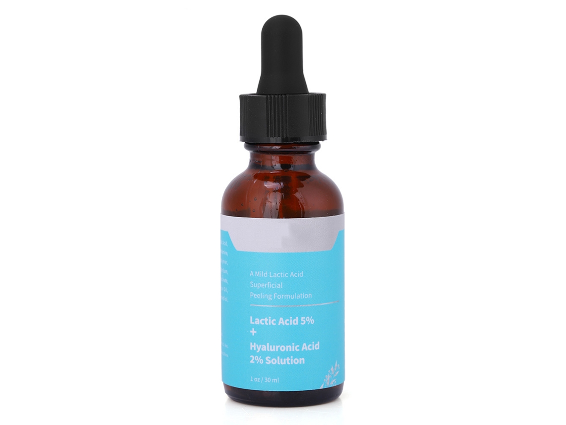Sérum facial exfoliante e hidratante con ácido láctico y ácido hialurónico.