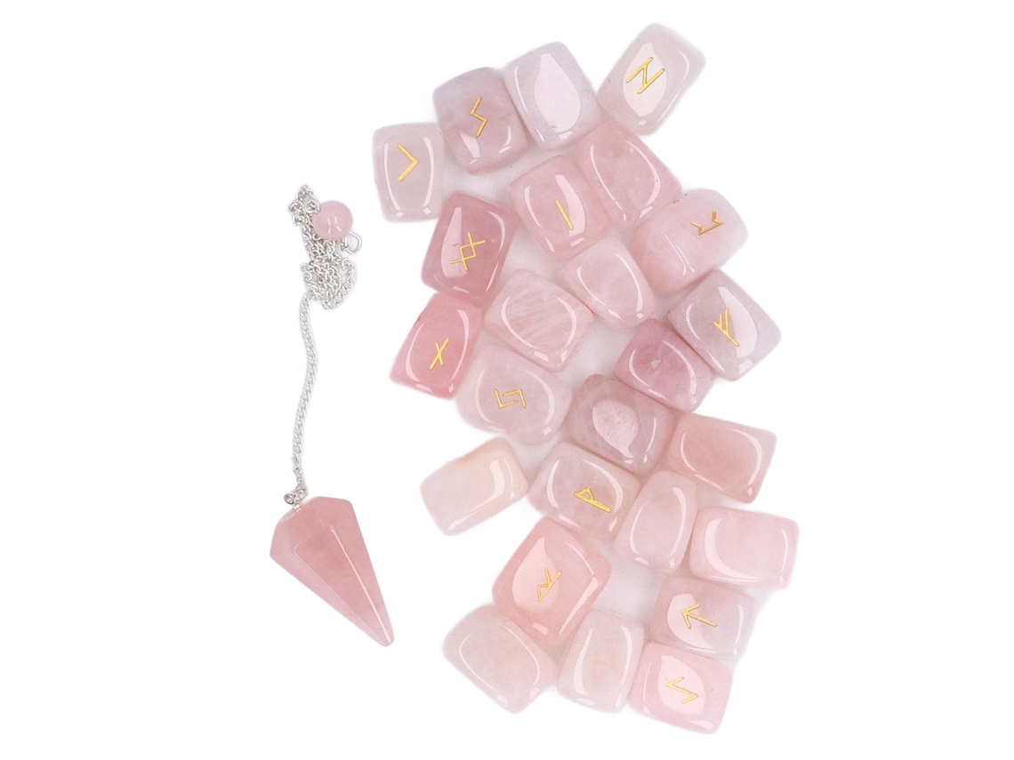Conjunto De 25 Piedras Rúnicas De Cristal Con Péndulo Y Bolsa Para Sanación Y Adivinación.