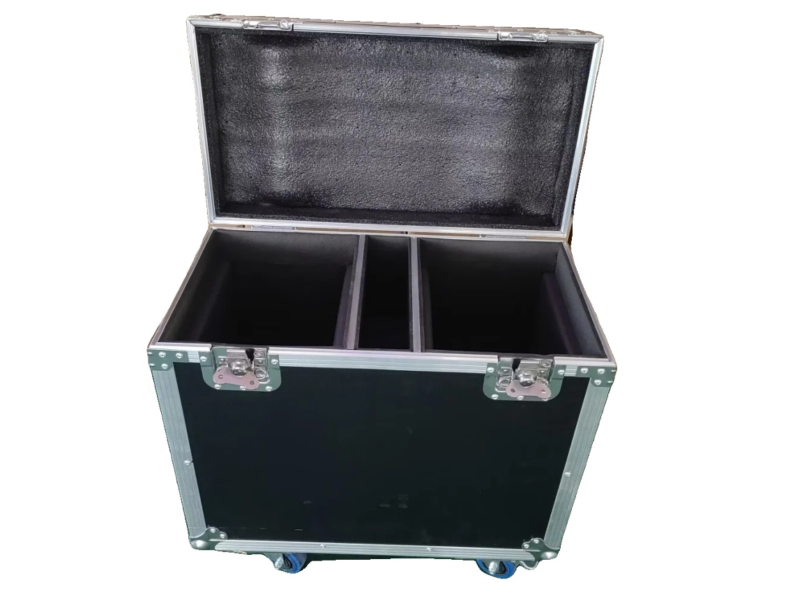 Estuche para lámpara móvil, dimensiones 72x40,5x55 cm, compatible con iluminación estándar, alimentación CA, flujo luminoso >82000 OEM