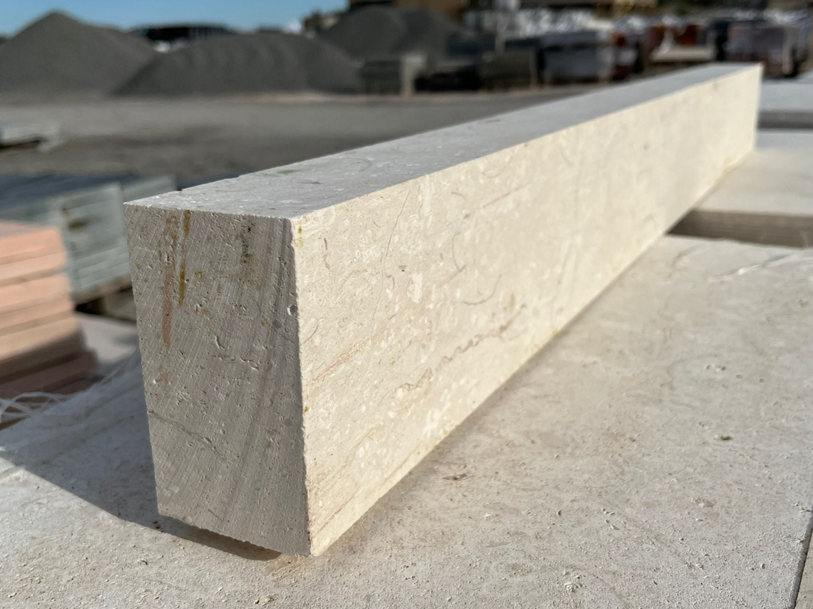 Brisa Meio-curo Natural Unidad / 100x10x6 Cm / Beige
