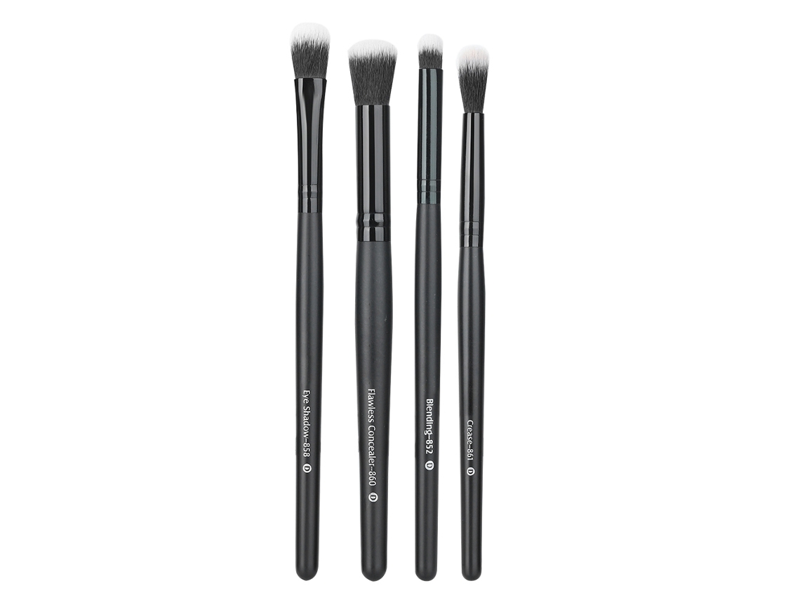 Set de brochas de maquillaje con aplicación precisa y distribución uniforme