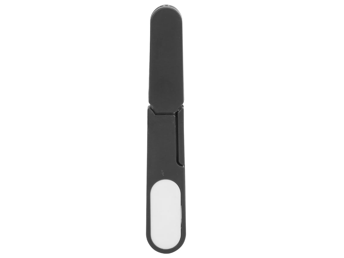 Tijeras de costura negras en forma de U para cortar hilos.