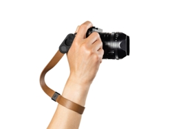 Dragonne Cuff En Cuir Marron Lrs wr bn 1 PEAK DESIGN