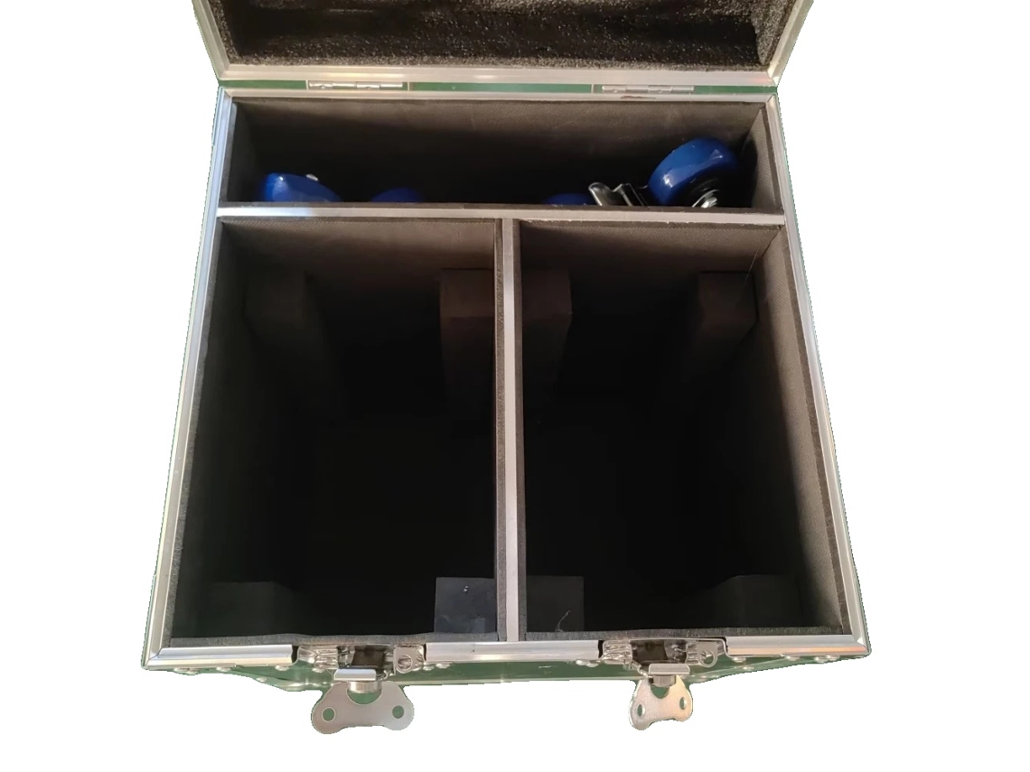 Wash Light con haz LED, control DMX, temperatura de color ajustable, flight case B, enchufe europeo, OEM