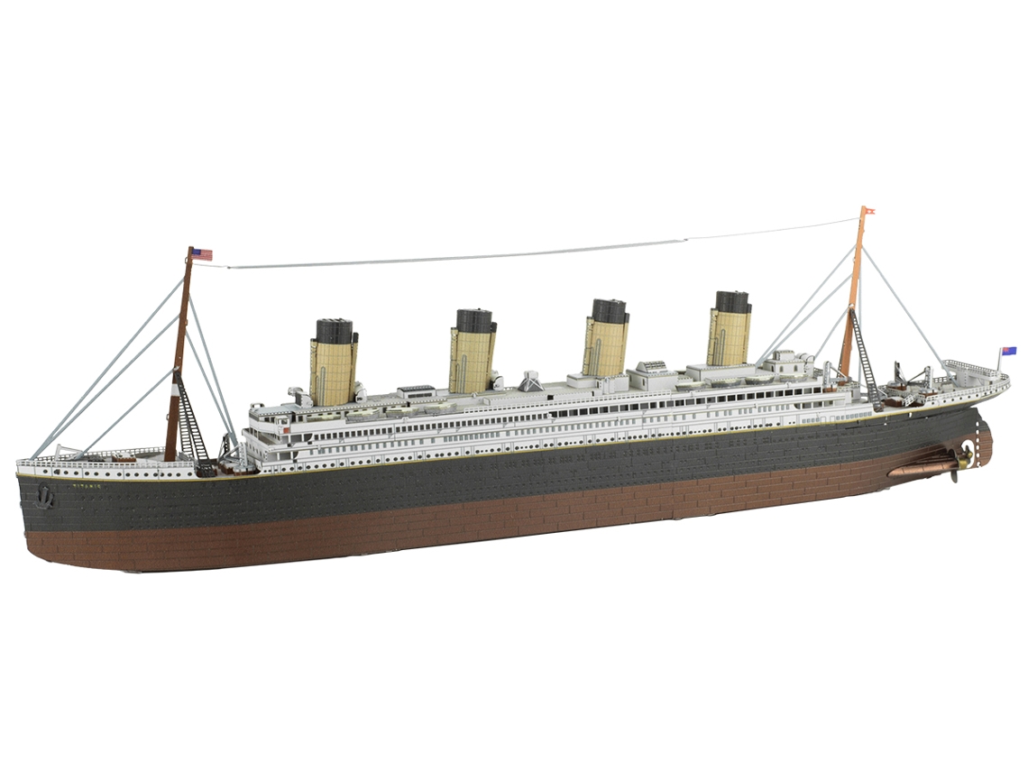 Maqueta de transatlántico FASCINATIONS montagem (14 anos)