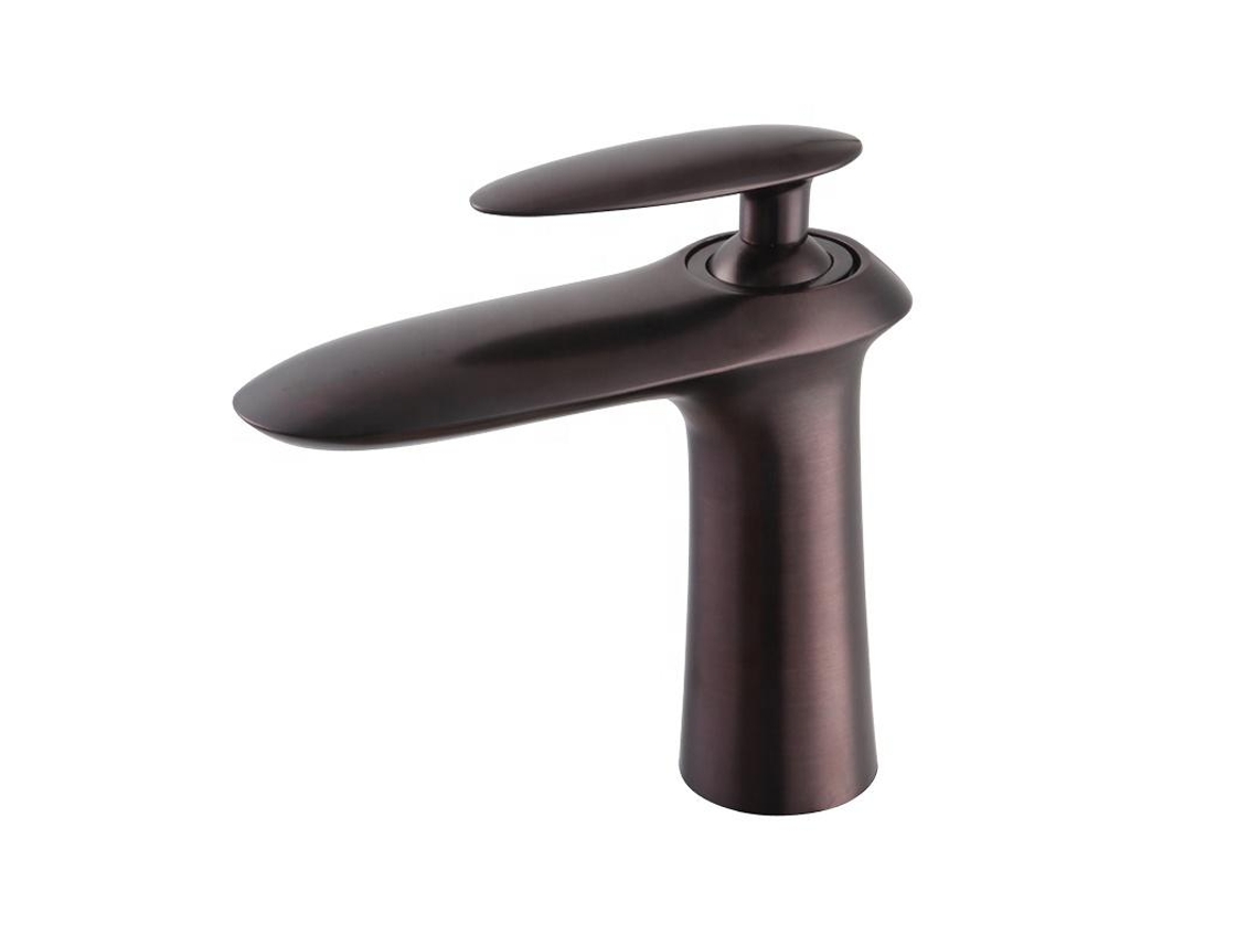 Grifo De Lavabo Con Repisa Bronce 304 Colección Artémis