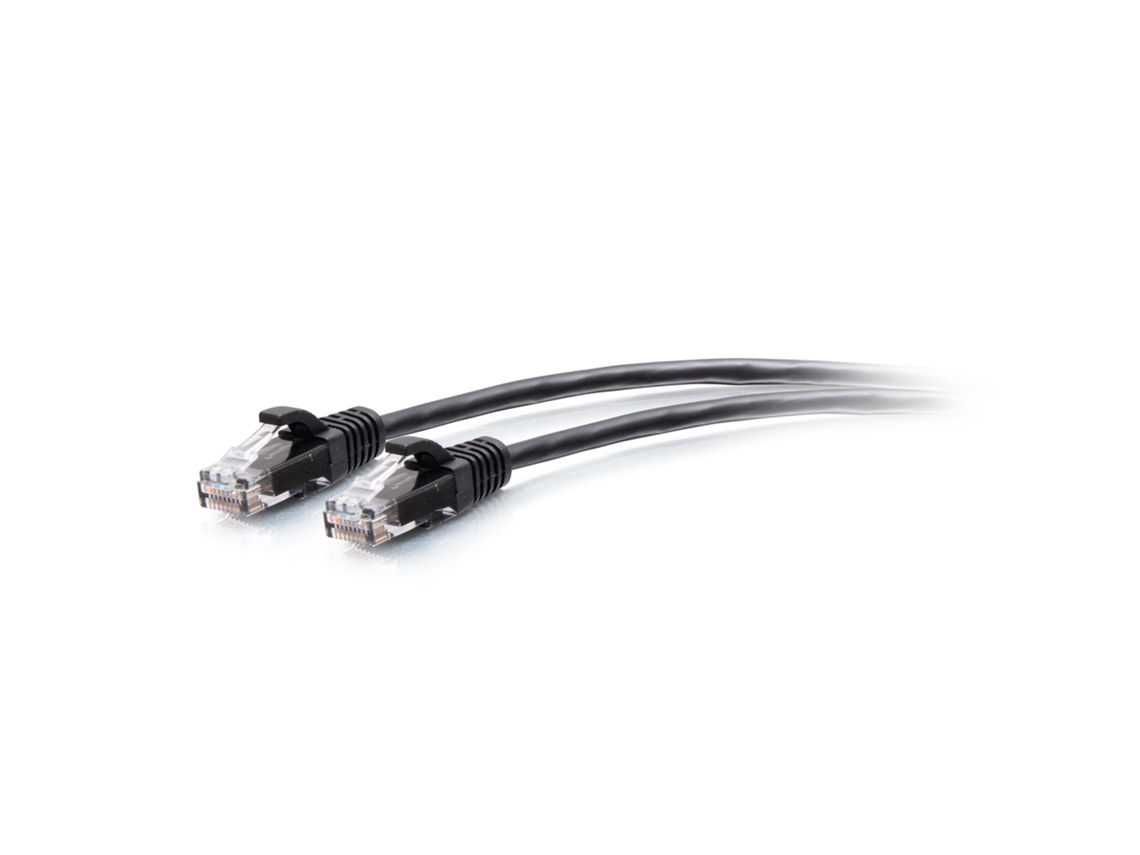 C2G Cable de conexión Ethernet delgado sin apantallar (UTP) con protección antienganche Cat6a de 1,5 m - Negro