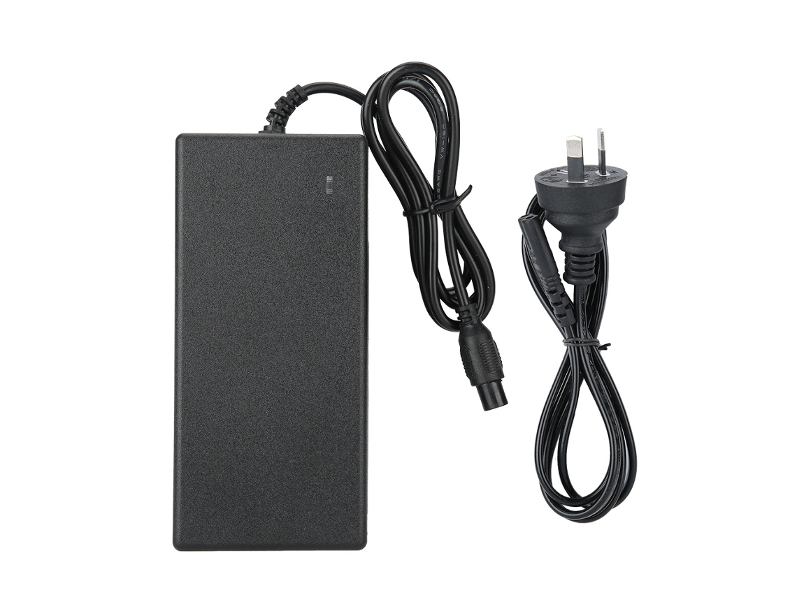 Adaptador de corriente de escritorio con 3 interfaces y luz indicadora