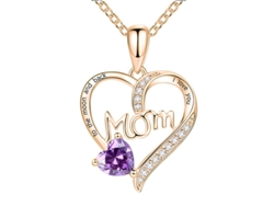 Colgante De Oro Rosa Lleva Grabada La Palabra "mamá" Dentro De Un Corazón. Decorado Con Piedras Moradas Y Circonitas Cúbicas, Es El Regalo P